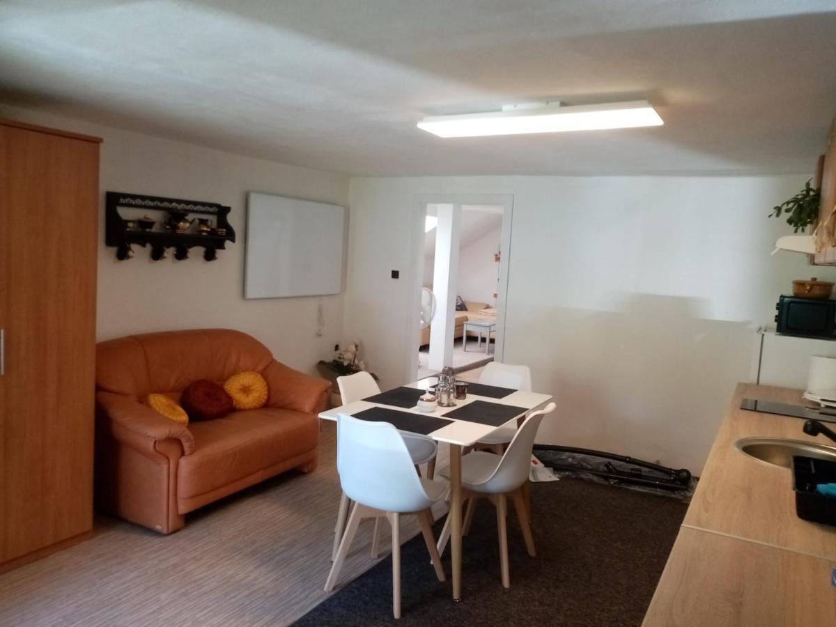 ルンブルクPodkrovni Apartman Terezaアパートメント エクステリア 写真